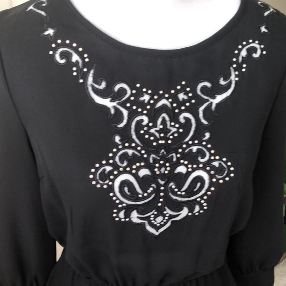 FINAL SALE Daytrip buckle open back top - Picture 2 of 7